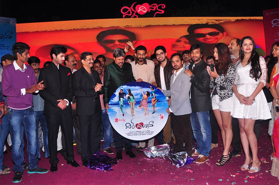 Dil-Deewana-Audio-Launch-by-Kapil-Dev